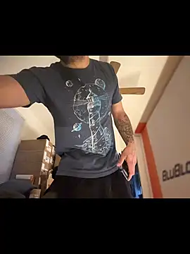 ojo4206 online show from February 2, 11:04 pm