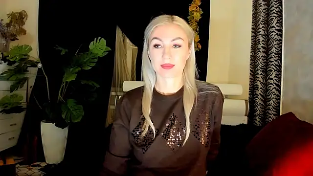 Snapshot of _SABOTAGE_ chatting on November 23, 1:04 am SABOTAGE online show from November 23, 1:04 am