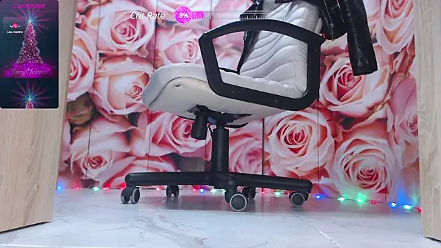 Snapshot of Karina_Mistress chatting on December 28, 4:30 pm Karina Mistress online show from December 28, 4:30 pm