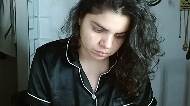 Nikkykora15 online show from March 31, 2:02 am