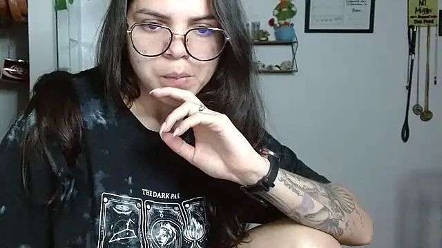 Snapshot of Nikkykora15 chatting on September 14, 1:50 am Nikkykora15 online show from September 14, 1:50 am