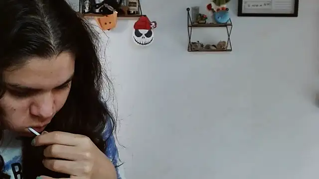 Snapshot of Nikkykora15 chatting on November 2, 7:52 pm Nikkykora15 online show from November 2, 7:52 pm