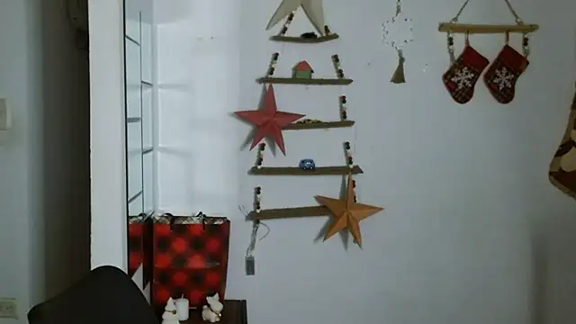 Nikkykora15 online show from December 19, 1:20 am