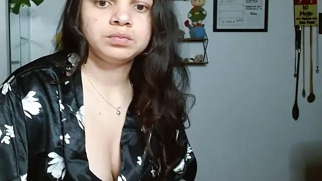 Snapshot of Nikkykora15 chatting on November 2, 12:26 am Nikkykora15 online show from November 2, 12:26 am