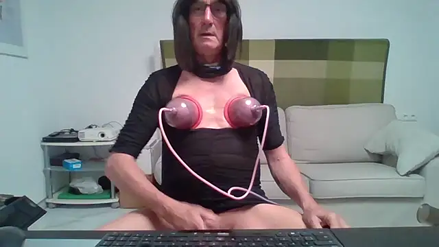 TranseCarmen online show from April 29, 6:28 am