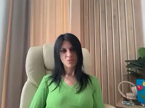 Snapshot of InjaAtHome chatting on June 17, 9:08 am InjaAtHome online show from June 17, 9:08 am