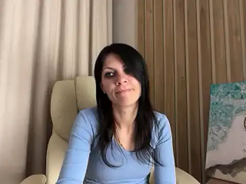 Snapshot of InjaAtHome chatting on July 11, 7:58 pm InjaAtHome online show from July 11, 7:58 pm