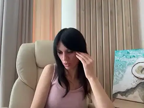Snapshot of InjaAtHome chatting on July 10, 2:06 pm InjaAtHome online show from July 10, 2:06 pm