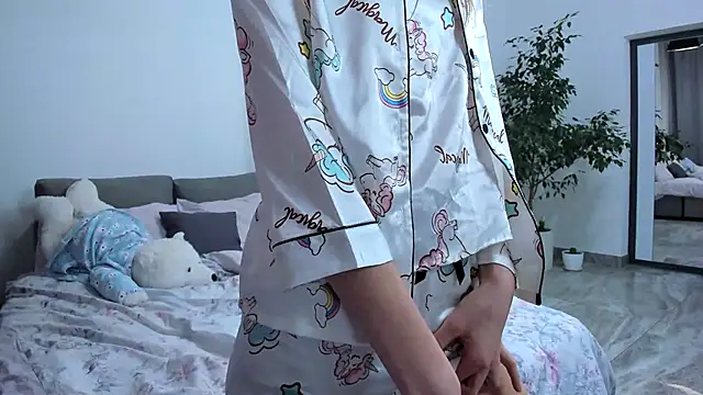 elikako online show from February 4, 12:55 pm