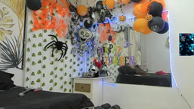 ChoreyTaiylor online show from October 26, 1:11 pm