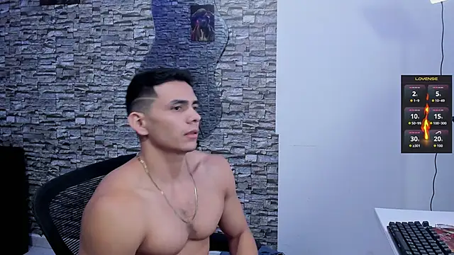 ChoreyTaiylor online show from March 20, 12:28 pm