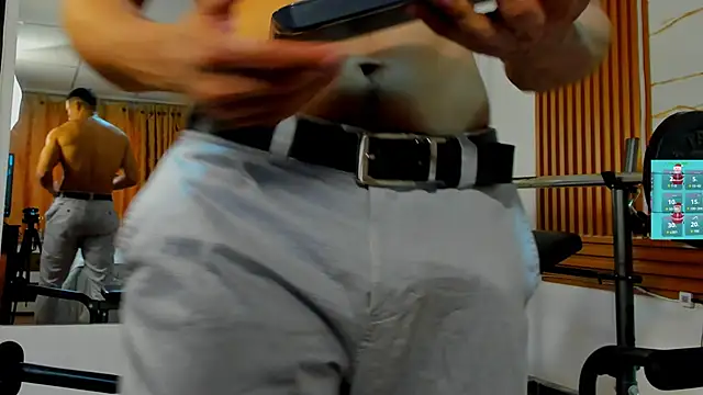 ChoreyTaiylor online show from December 20, 2:53 pm