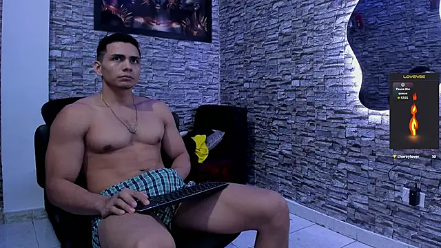 ChoreyTaiylor online show from March 21, 1:26 pm