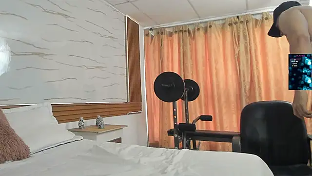 ChoreyTaiylor online show from November 20, 4:18 pm