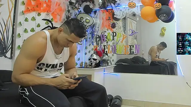 ChoreyTaiylor online show from October 28, 12:15 pm