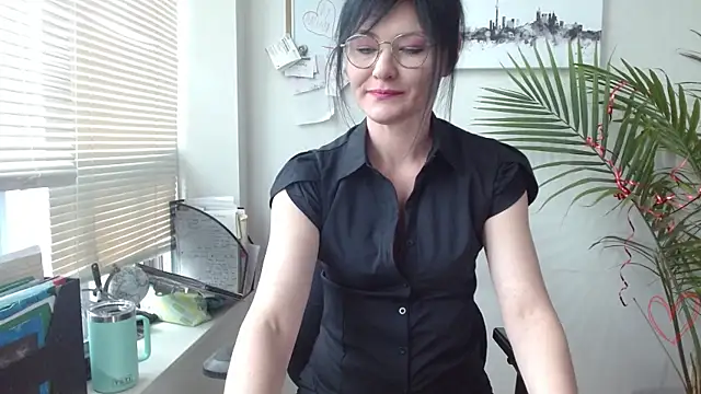 City Kat online show from April 15, 4:33 pm