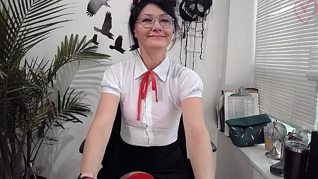 Snapshot of City_Kat chatting on October 30, 2:25 pm City Kat online show from October 30, 2:25 pm