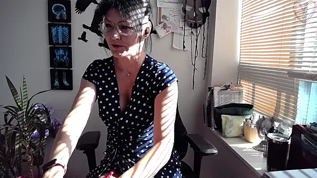 City Kat online show from October 6, 2:29 pm