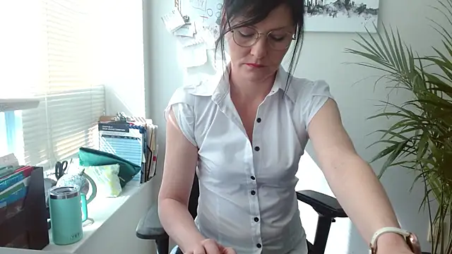 City Kat online show from May 26, 2:15 pm