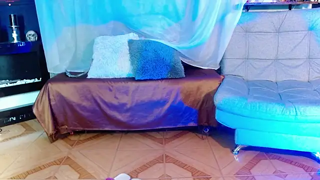 julieth sex1 online show from April 5, 8:43 am