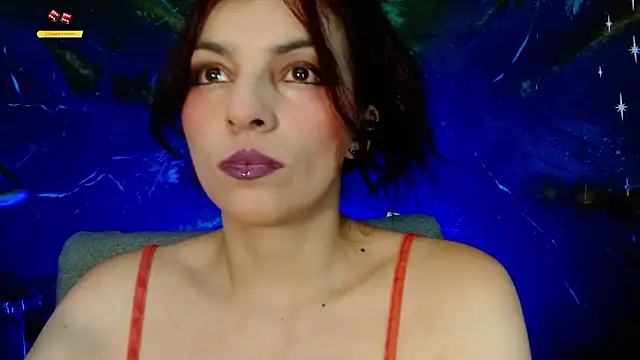 Snapshot of julieth_sex1 chatting on June 21, 7:47 am julieth sex1 online show from June 21, 7:47 am
