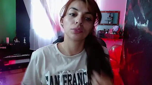 julieth sex1 online show from March 15, 7:10 pm