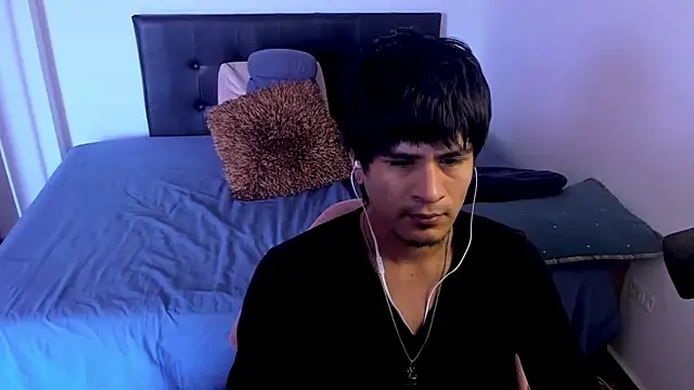 Eiden allenx online show from March 10, 4:00 pm