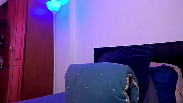 Eiden allenx online show from February 25, 2:17 pm