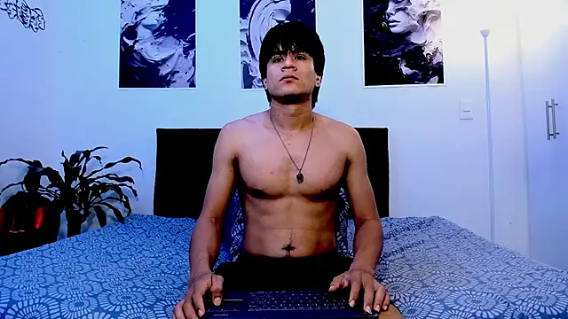 Snapshot of Eiden_allenx chatting on October 6, 3:24 pm Eiden allenx online show from October 6, 3:24 pm