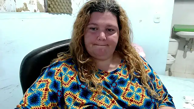Snapshot of squirt322bbw chatting on June 12, 6:38 pm squirt322bbw online show from June 12, 6:38 pm