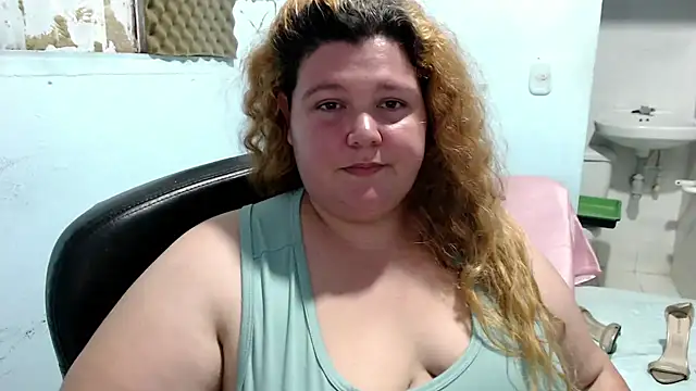 Snapshot of squirt322bbw chatting on May 30, 6:57 pm squirt322bbw online show from May 30, 6:57 pm