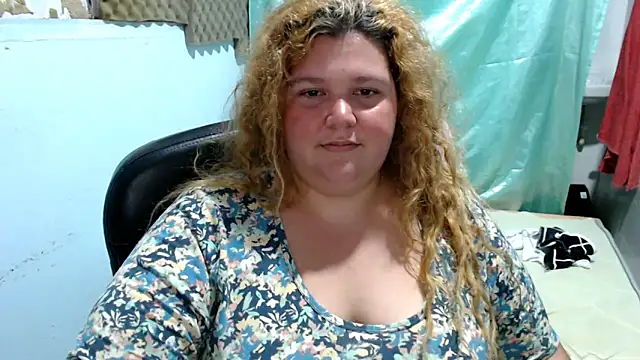 squirt322bbw online show from April 16, 9:39 pm