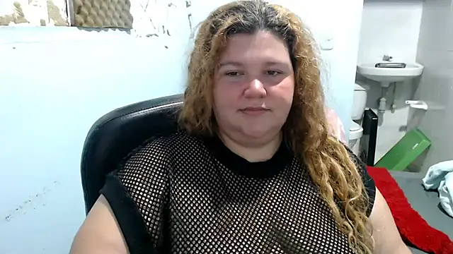 Snapshot of squirt322bbw chatting on May 8, 2:21 pm squirt322bbw online show from May 8, 2:21 pm