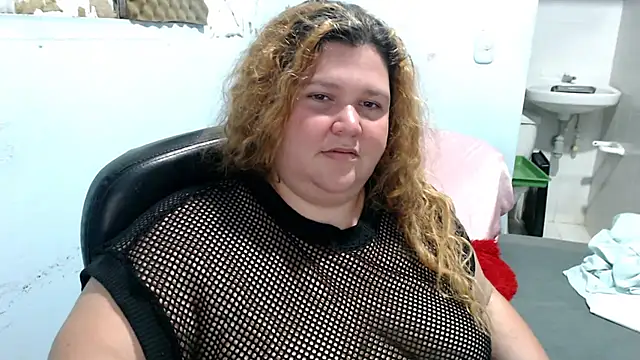 Snapshot of squirt322bbw chatting on May 9, 2:26 am squirt322bbw online show from May 9, 2:26 am