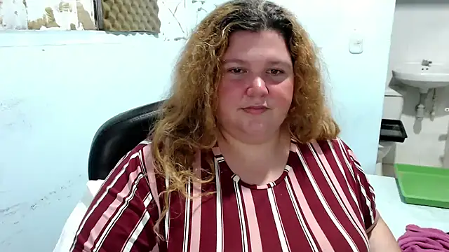 Snapshot of squirt322bbw chatting on May 29, 2:39 am squirt322bbw online show from May 29, 2:39 am