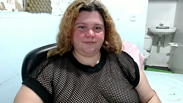 Snapshot of squirt322bbw chatting on May 20, 4:37 pm squirt322bbw online show from May 20, 4:37 pm
