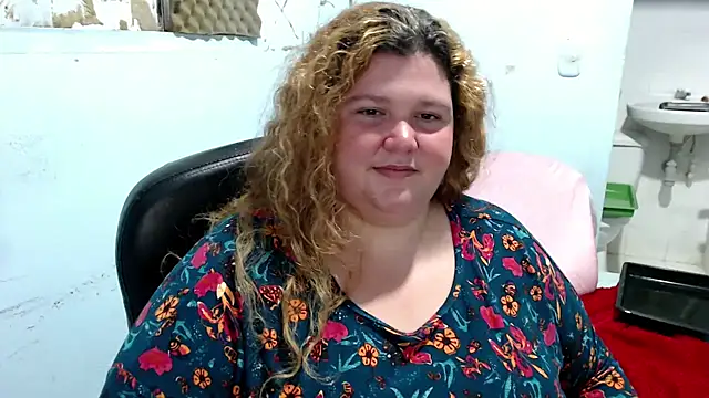 Snapshot of squirt322bbw chatting on May 13, 6:42 am squirt322bbw online show from May 13, 6:42 am