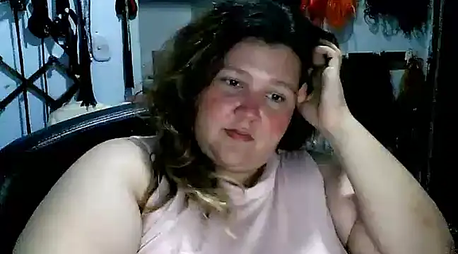 Snapshot of squirt322bbw chatting on March 13, 11:16 pm squirt322bbw online show from March 13, 11:16 pm