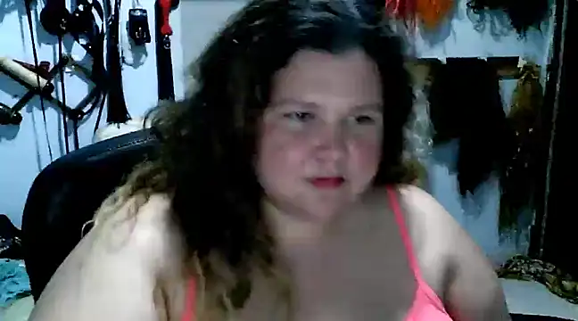 Snapshot of squirt322bbw chatting on March 4, 3:00 am squirt322bbw online show from March 4, 3:00 am
