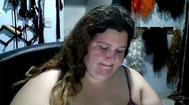 Snapshot of squirt322bbw chatting on March 11, 8:09 pm squirt322bbw online show from March 11, 8:09 pm