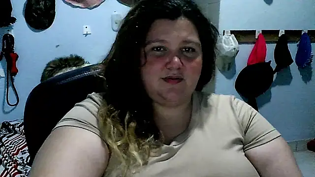 Snapshot of squirt322bbw chatting on March 19, 12:59 am squirt322bbw online show from March 19, 12:59 am