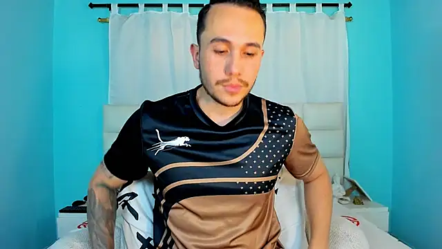 juan  jimenez online show from November 18, 1:43 am