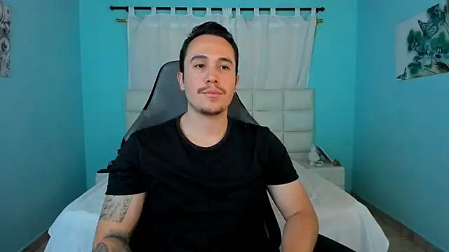 juan  jimenez online show from April 6, 9:16 pm