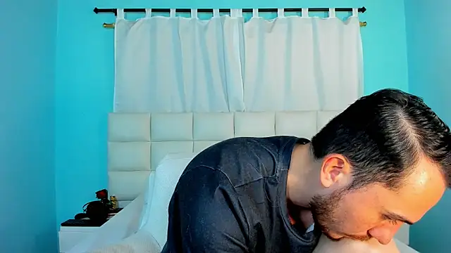 juan  jimenez online show from December 4, 1:04 am