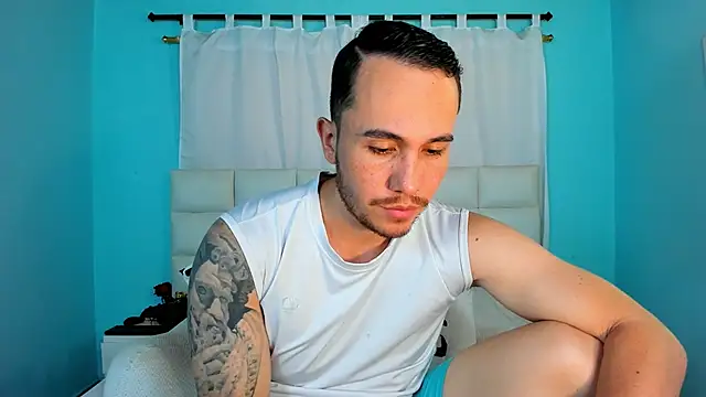 juan  jimenez online show from November 15, 9:08 pm