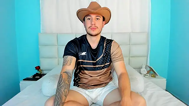 juan  jimenez online show from October 31, 8:38 pm