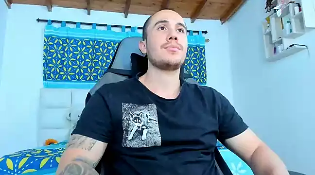 juan  jimenez online show from February 21, 1:33 am