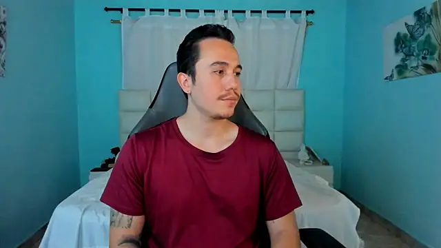 juan  jimenez online show from April 2, 8:15 pm