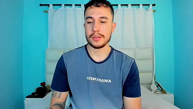 juan  jimenez online show from December 14, 10:26 pm