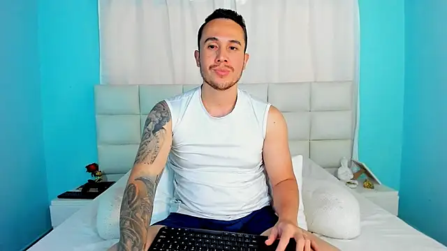 juan  jimenez online show from October 28, 7:57 pm